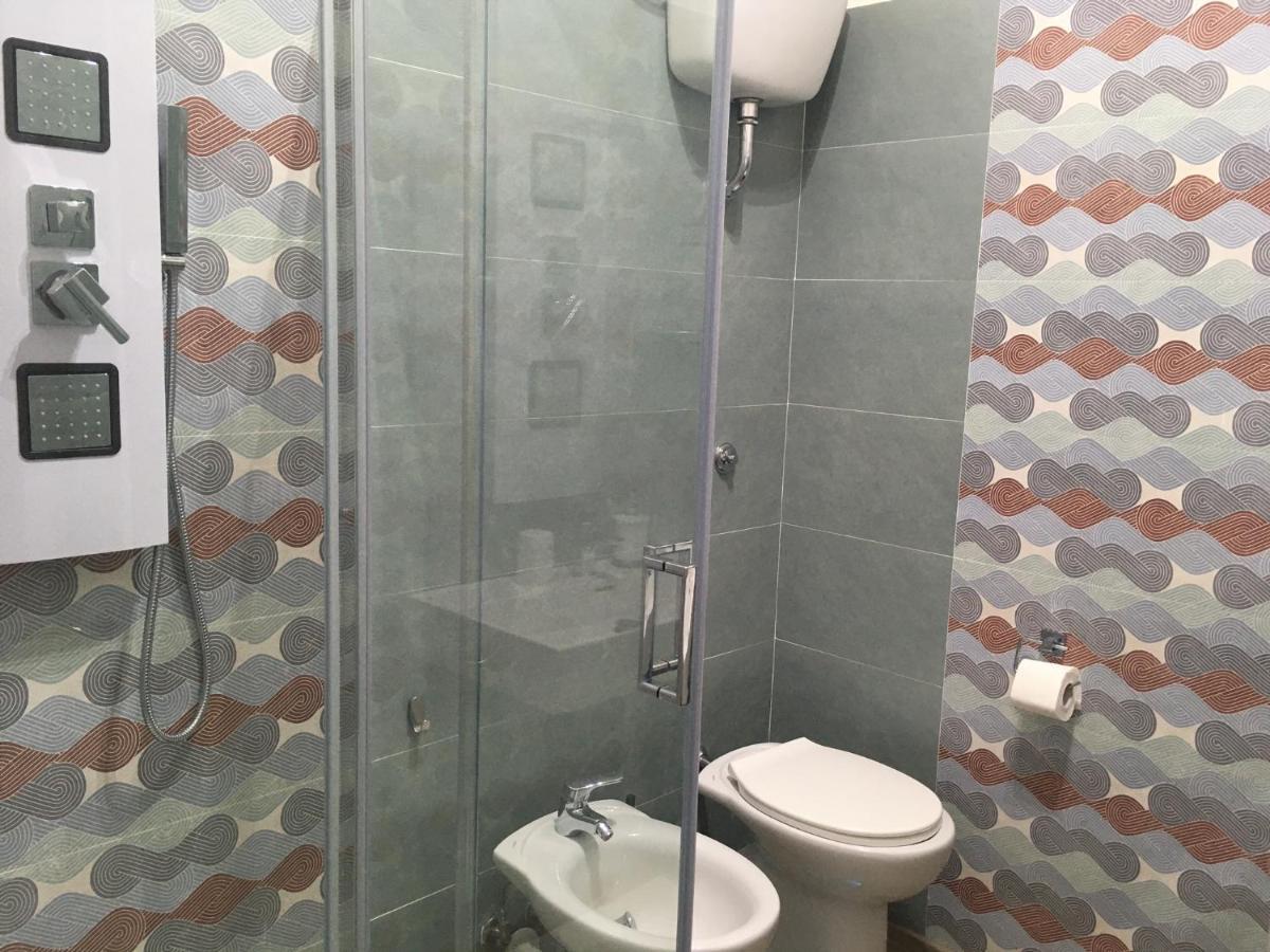 La Dimora Delle Sirene Apartment ซาแลร์โน ภายนอก รูปภาพ