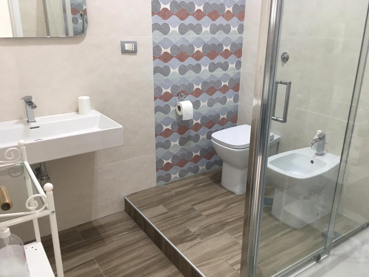 La Dimora Delle Sirene Apartment ซาแลร์โน ภายนอก รูปภาพ