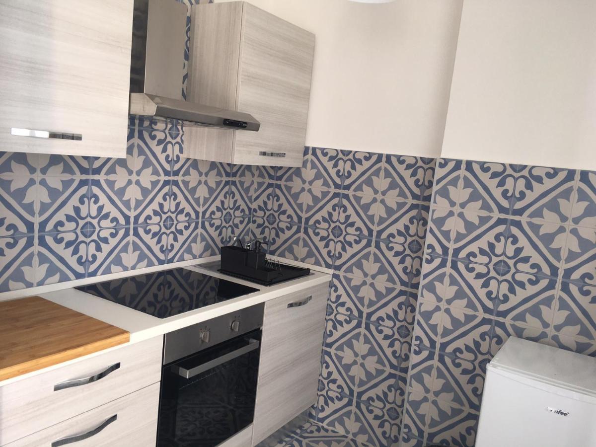 La Dimora Delle Sirene Apartment ซาแลร์โน ภายนอก รูปภาพ